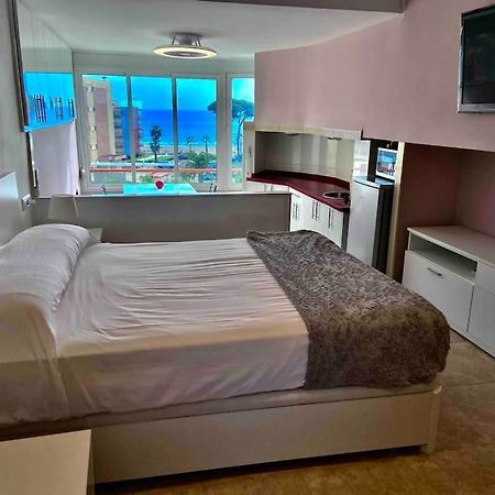 Estudio Con Vistas Al Mar Apartment ลาปีเนดา ภายนอก รูปภาพ